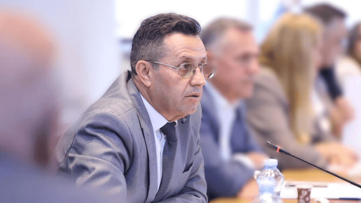 “Luftë hibride” ndaj Kosovës, Islami ngre alarmin për ndërhyrjen e Serbisë në procesin zgjedhor