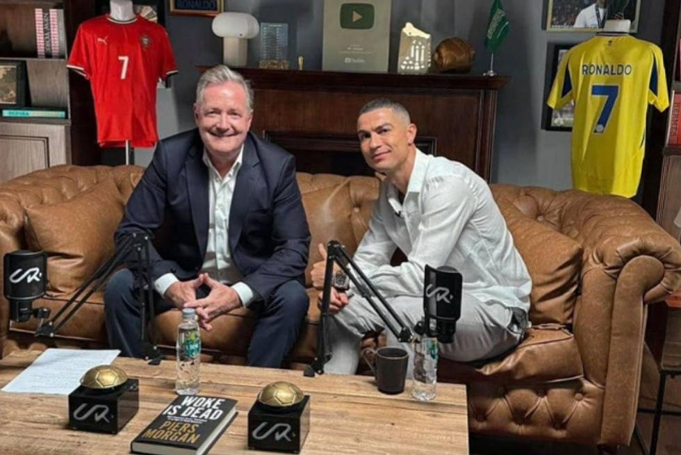 Ronaldo: U emocionova shumë kur u bëra miliarder, nuk bleva aeroplan për t’u mburrur, por sepse kisha nevojë për të