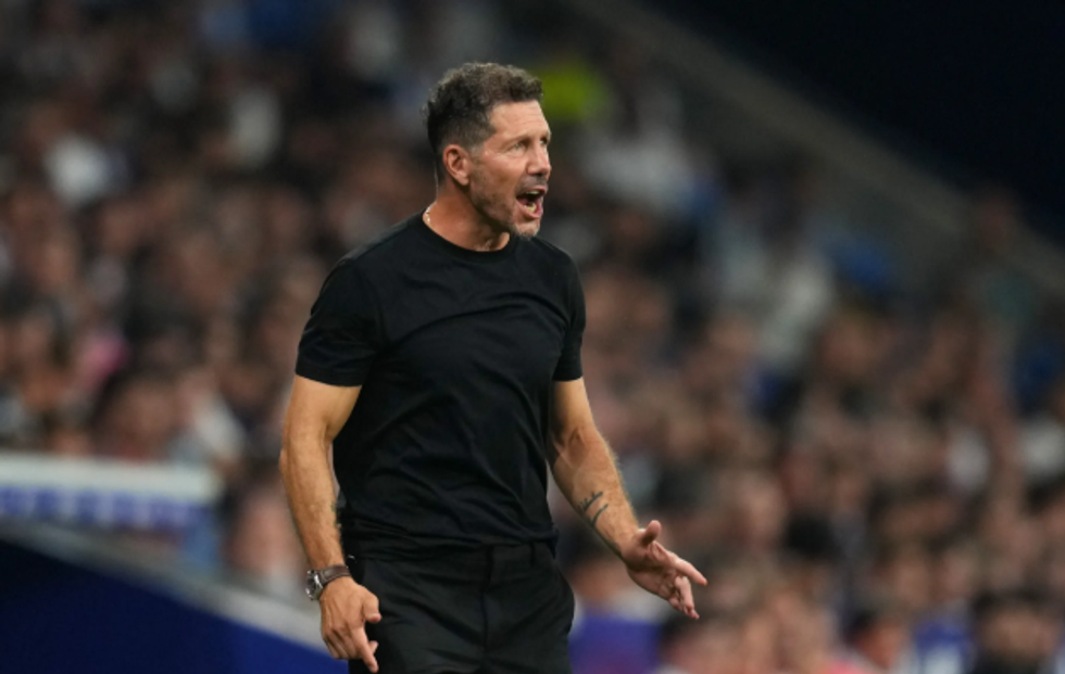 Një transferim si ai i Suarez, Simeone po mendon për sulmuesin e Barcelonës