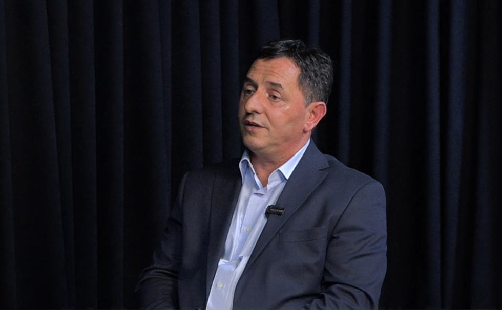 Kryetari i Malishevës ngushëllon familjen Morina pas vrasjes tragjike në Golluboc