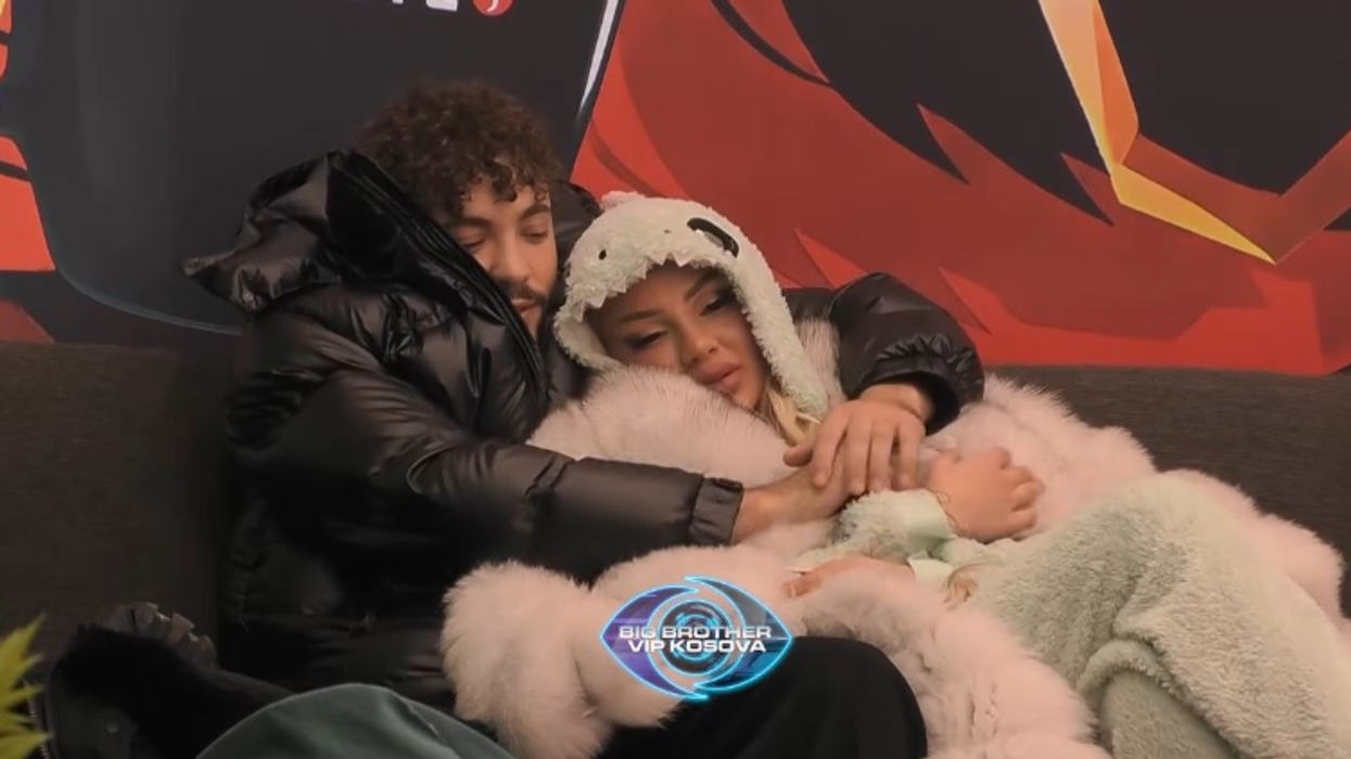 Pas largimit nga Bia Khalifa, Toney i afërt me Benita Zenën