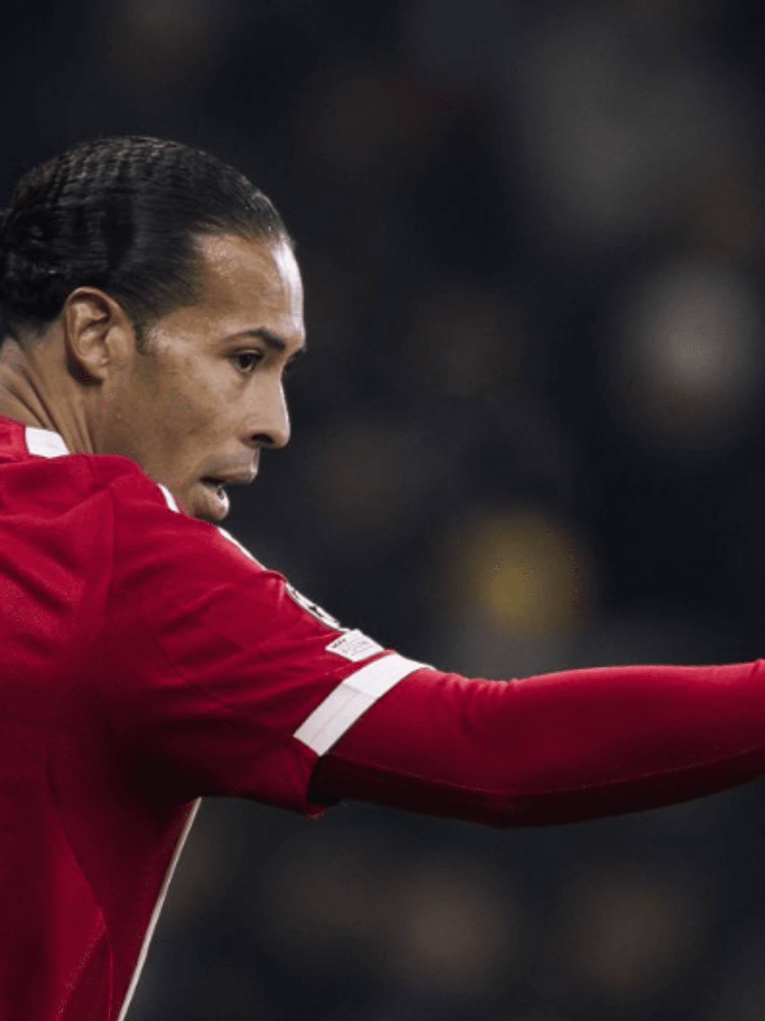 "A nuk mendon se Salah duhet t'i kërkojë falje Slot?" - Van Dijk u përgjigj pa hezitim