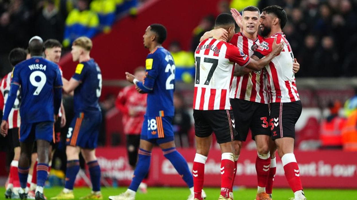 "Uau" – analistët e njohur lavdërojnë Granit Xhakën si "luftëtar absolut" pas fitores së Sunderlandit kundër Newcastle në derbi