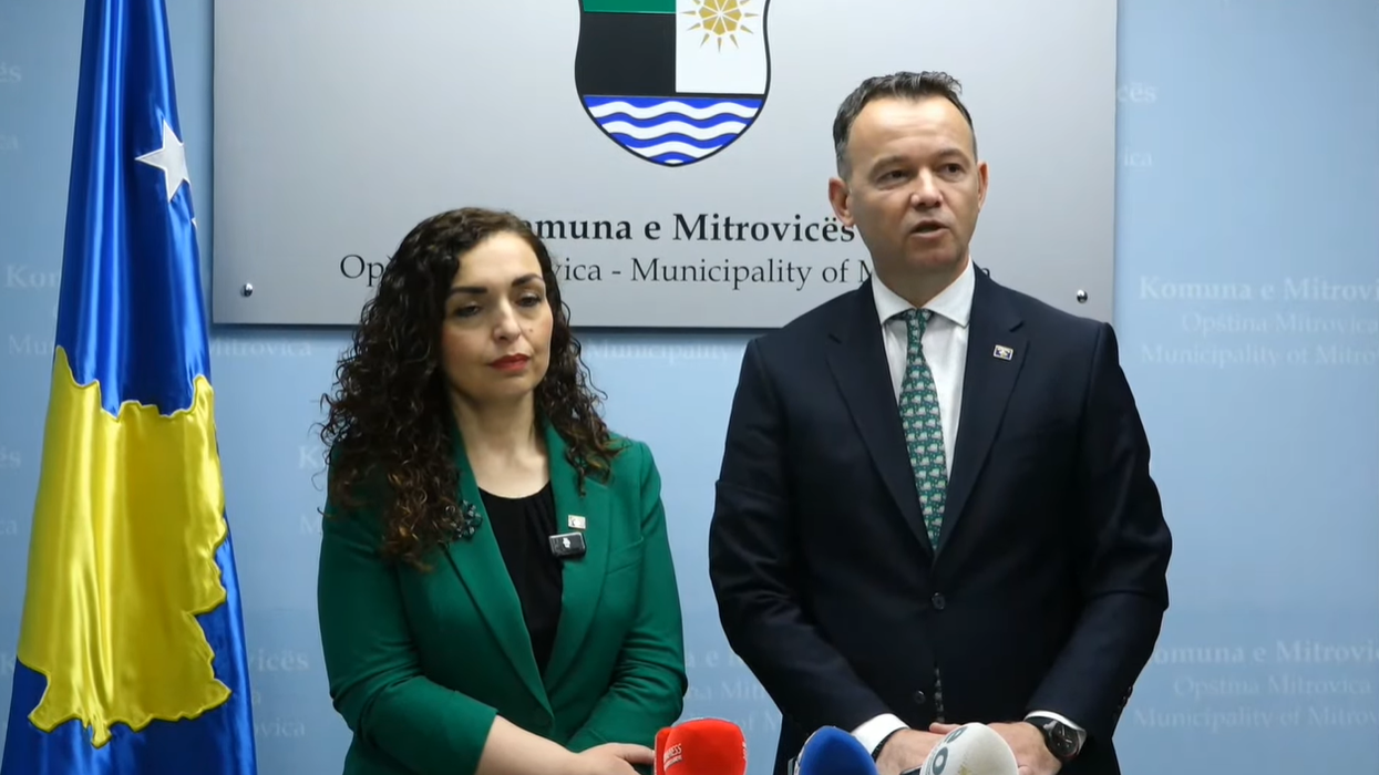 Osmani dhe Peci diskutojnë për nevojat dhe perspektivën e qytetit të Mitrovicës