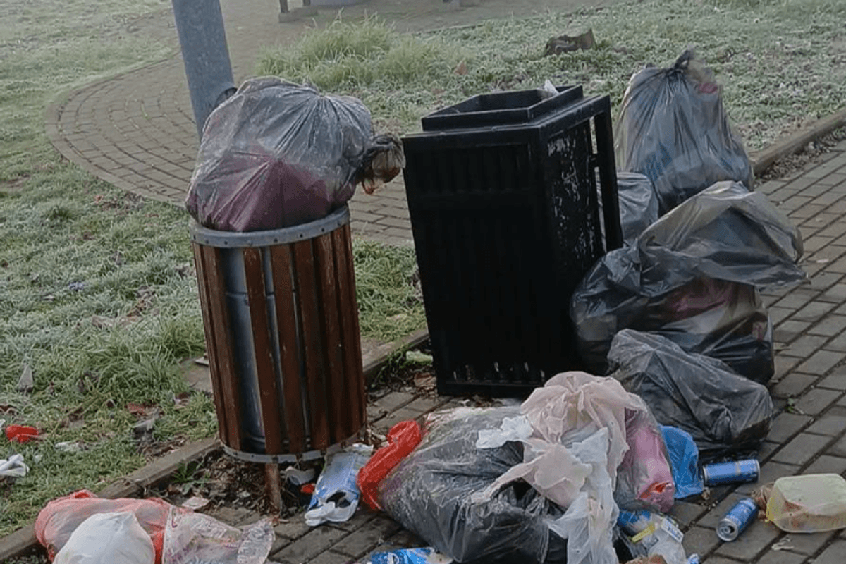 NPL “Kastrioti” apel qytetarëve për përdorimin e duhur të shportave të vogla të mbeturinave NPL “Kastrioti” apel qytetarëve për përdorimin e duhur të shportave të vogla të mbeturinave