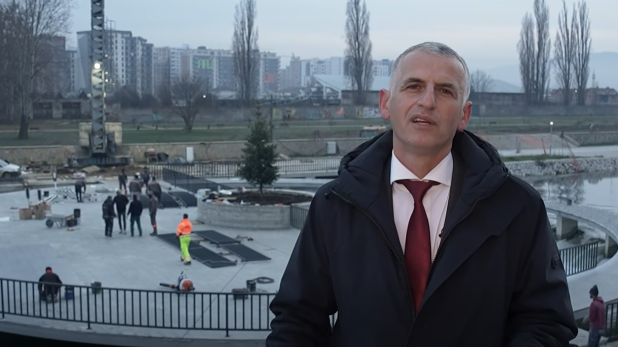 Ura për këmbësorë mbi lumin Ibër sot pritet të lëshohet për qarkullim