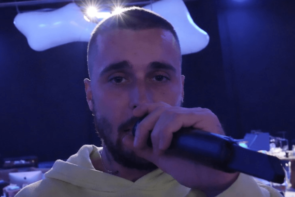 Justin Bieber interpreton hitin e Eminem, mirëpo tallet nga përdoruesit në internet Justin Bieber interpreton hitin e Eminem, mirëpo tallet nga përdoruesit në internet