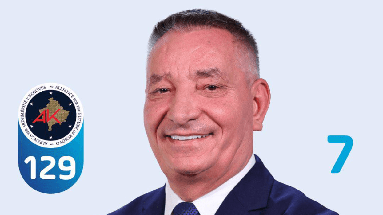 Pal Lekaj falënderon Ramush Haradinajn dhe fton qytetarët në tubimin përmbyllës të AAK-së në Gjakovë Pal Lekaj falënderon Ramush Haradinajn dhe fton qytetarët në tubimin përmbyllës të AAK-së në Gjakovë