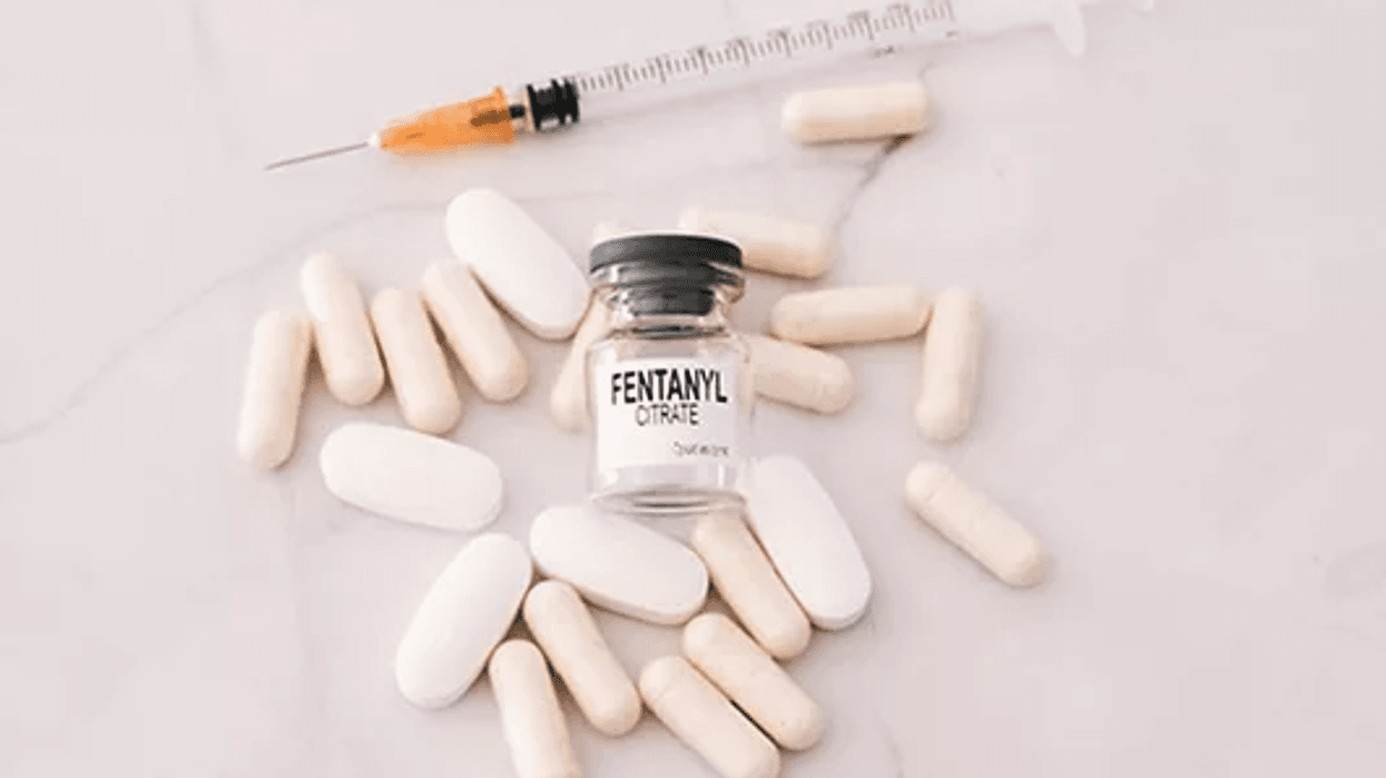 “Fentanil shitet në treg të zi, në Shqipëri ka emër tjetër”, mjekja toksikologe ngre alarmin “Fentanil shitet në treg të zi, në Shqipëri ka emër tjetër”, mjekja toksikologe ngre alarmin