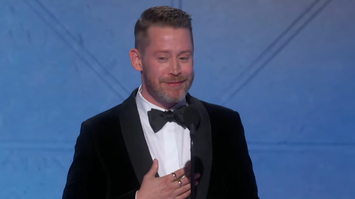 Macaulay Culkin rikthehet në Golden Globes pas 35 vitesh