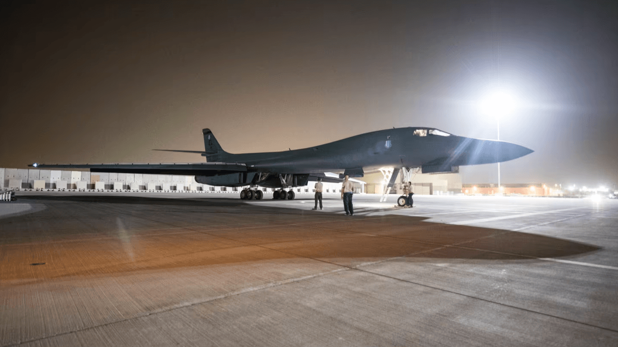 Armët që SHBA-të mund të përdorin në një sulm të ri të mundshëm ndaj Iranit