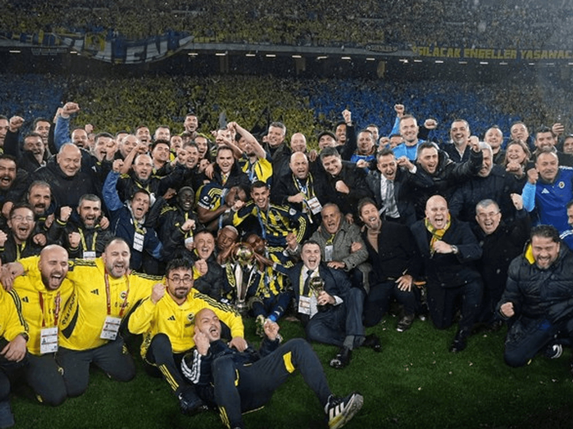 Vendim historik te Fenerbahçe, 1% e pagës së çdo lojtari të ri shkon për kauza humanitare Vendim historik te Fenerbahçe, 1% e pagës së çdo lojtari të ri shkon për kauza humanitare