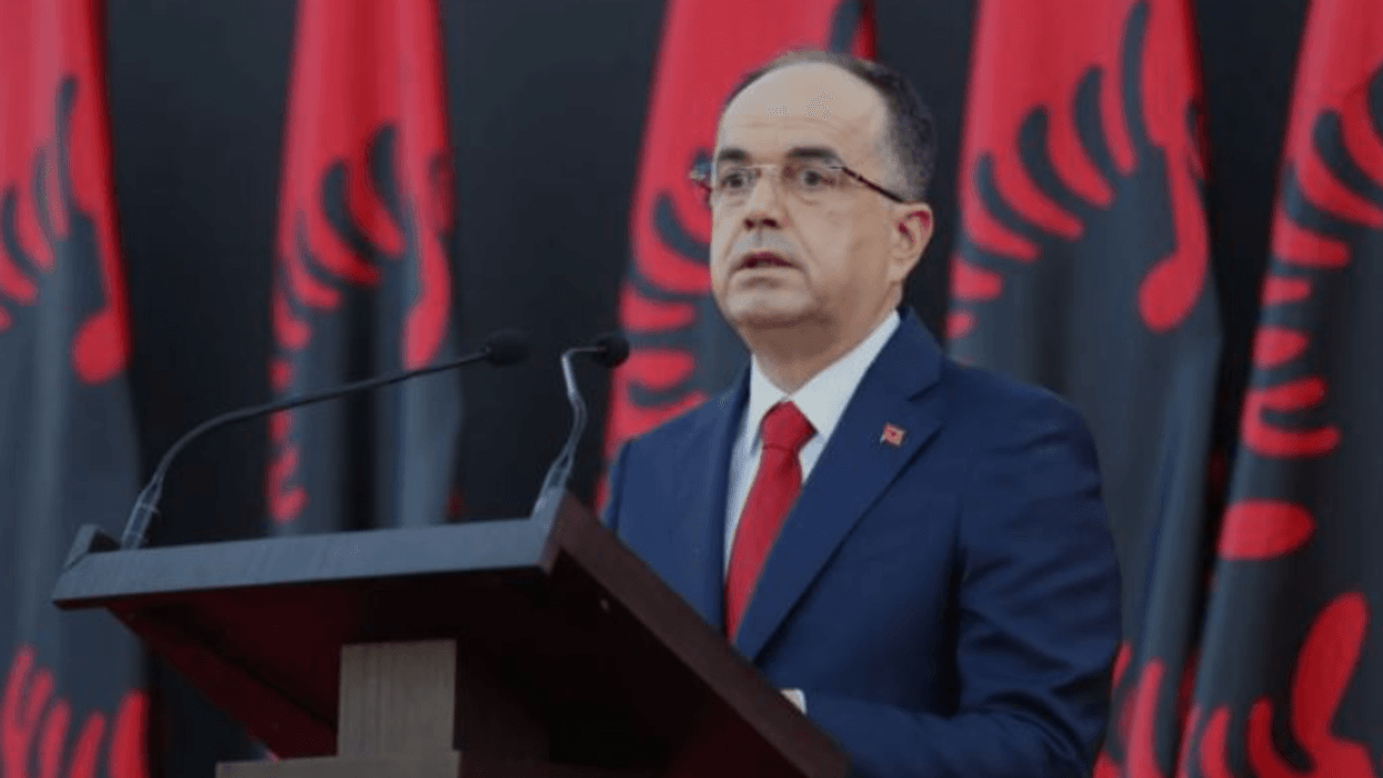 Begaj në Kosovë, Policia njofton për ndërprerje të përkohshme të trafikut në disa segmente rrugore Begaj në Kosovë, Policia njofton për ndërprerje të përkohshme të trafikut në disa segmente rrugore