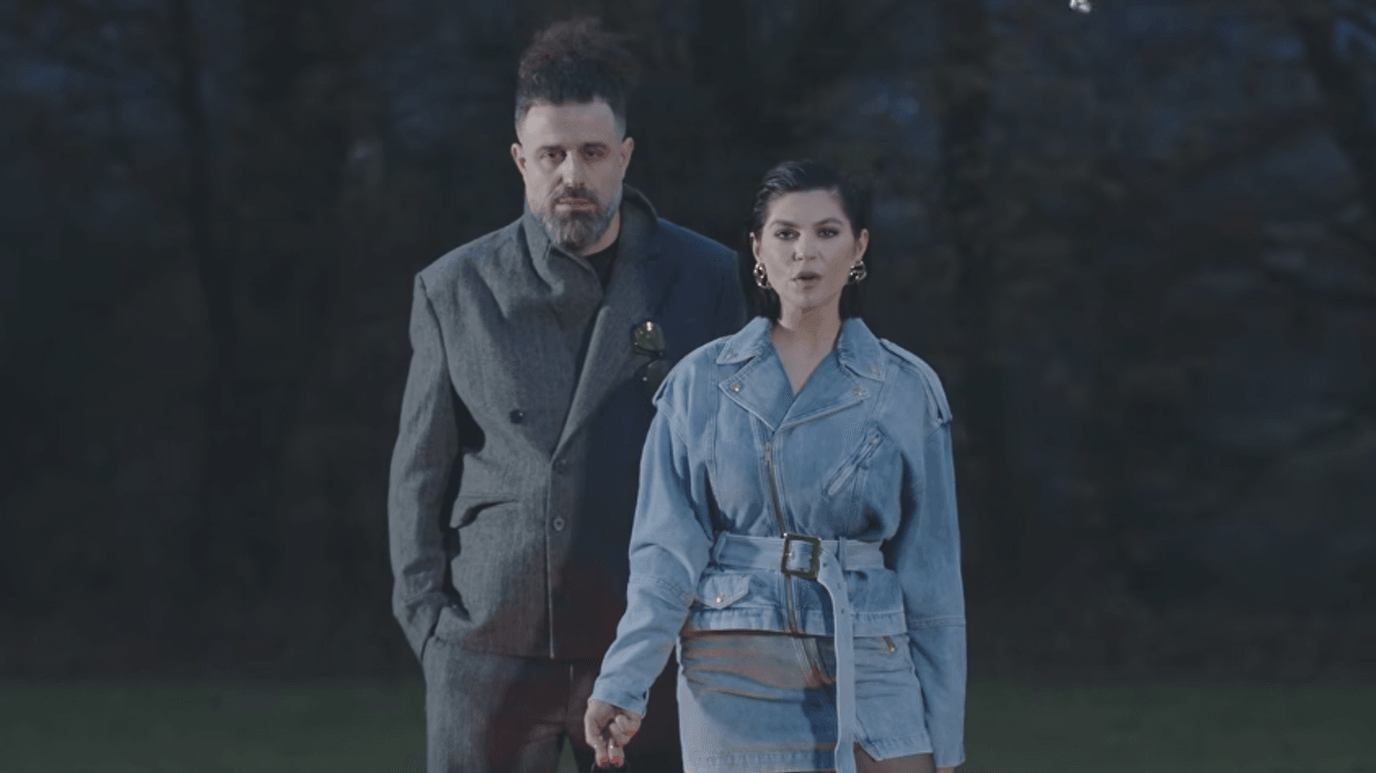 Lore dhe MC Kresha vijnë me "Ni ni"