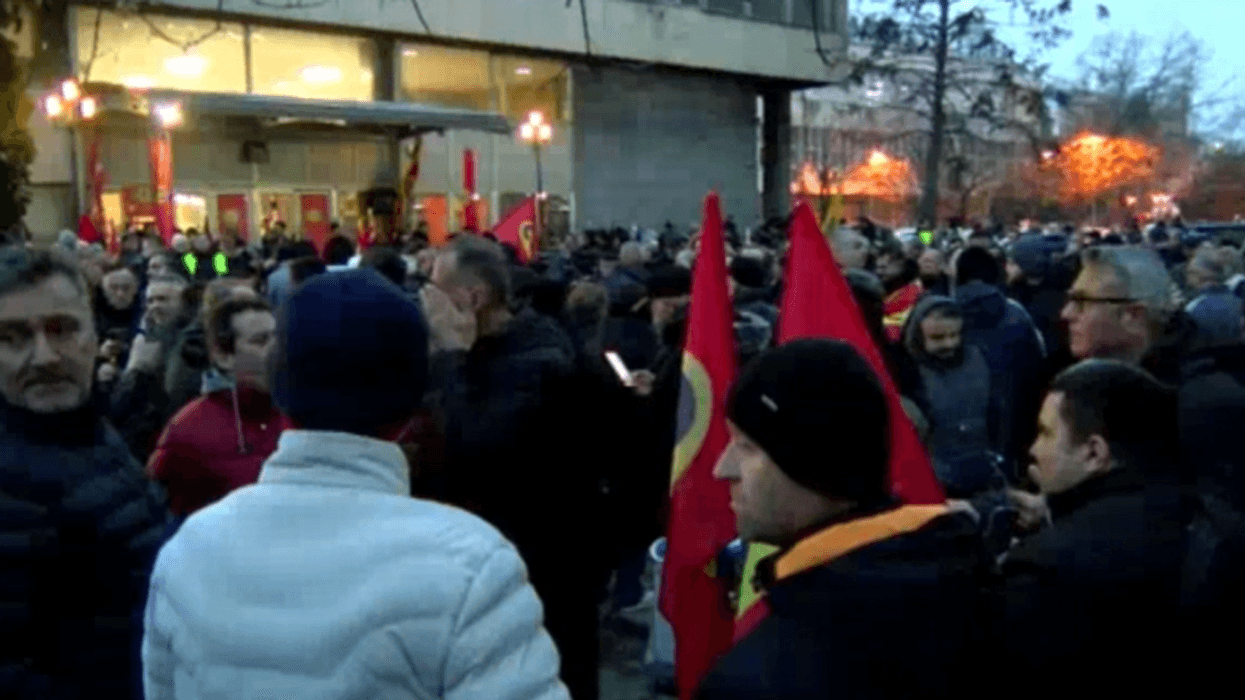 Trendafilov: Nëse nuk ka rritje të pagave, do të bllokojmë rrugët dhe do të kemi grevë Trendafilov: Nëse nuk ka rritje të pagave, do të bllokojmë rrugët dhe do të kemi grevë