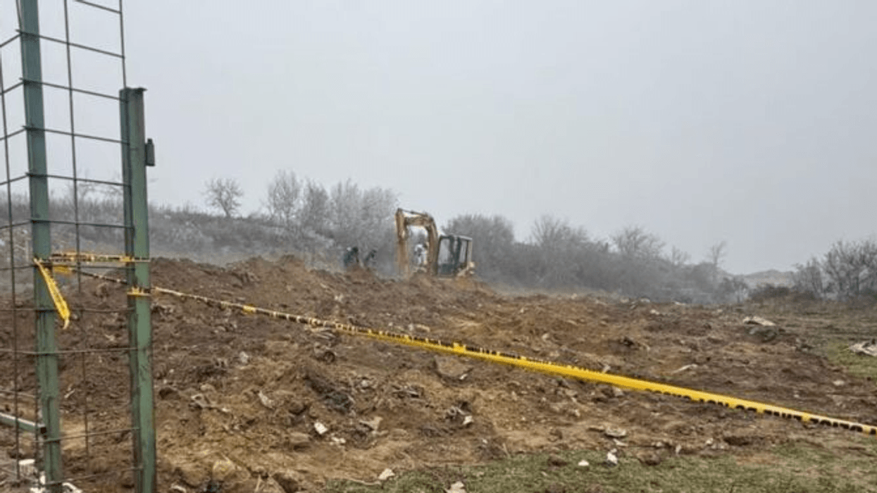 Gërmime në Marinë të Skenderajt, gjenden mbetje njerëzore nga lufta e fundit në Kosovë Gërmime në Marinë të Skenderajt, gjenden mbetje njerëzore nga lufta e fundit në Kosovë