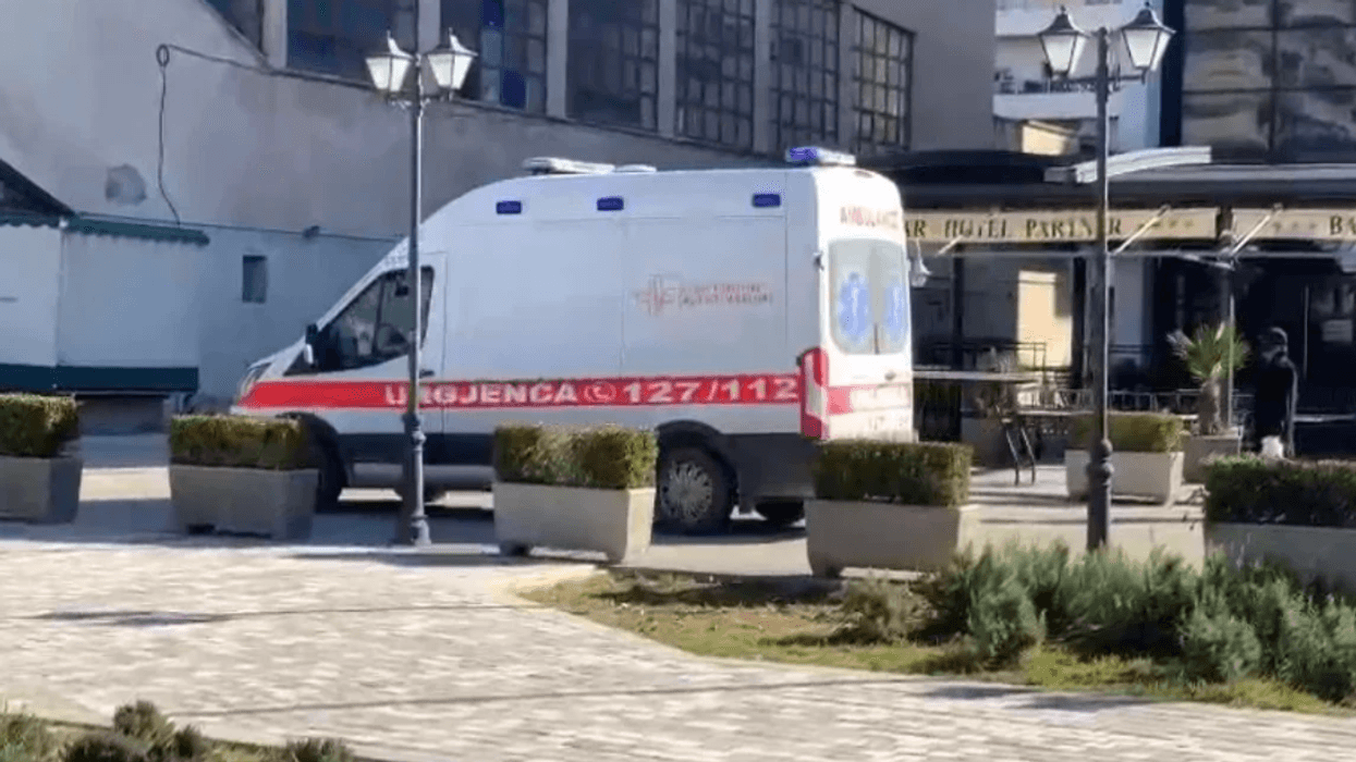 Humb jetën 4-vjeçari në Vlorë, dyshohet se i bëri reaksion mjalti Humb jetën 4-vjeçari në Vlorë, dyshohet se i bëri reaksion mjalti