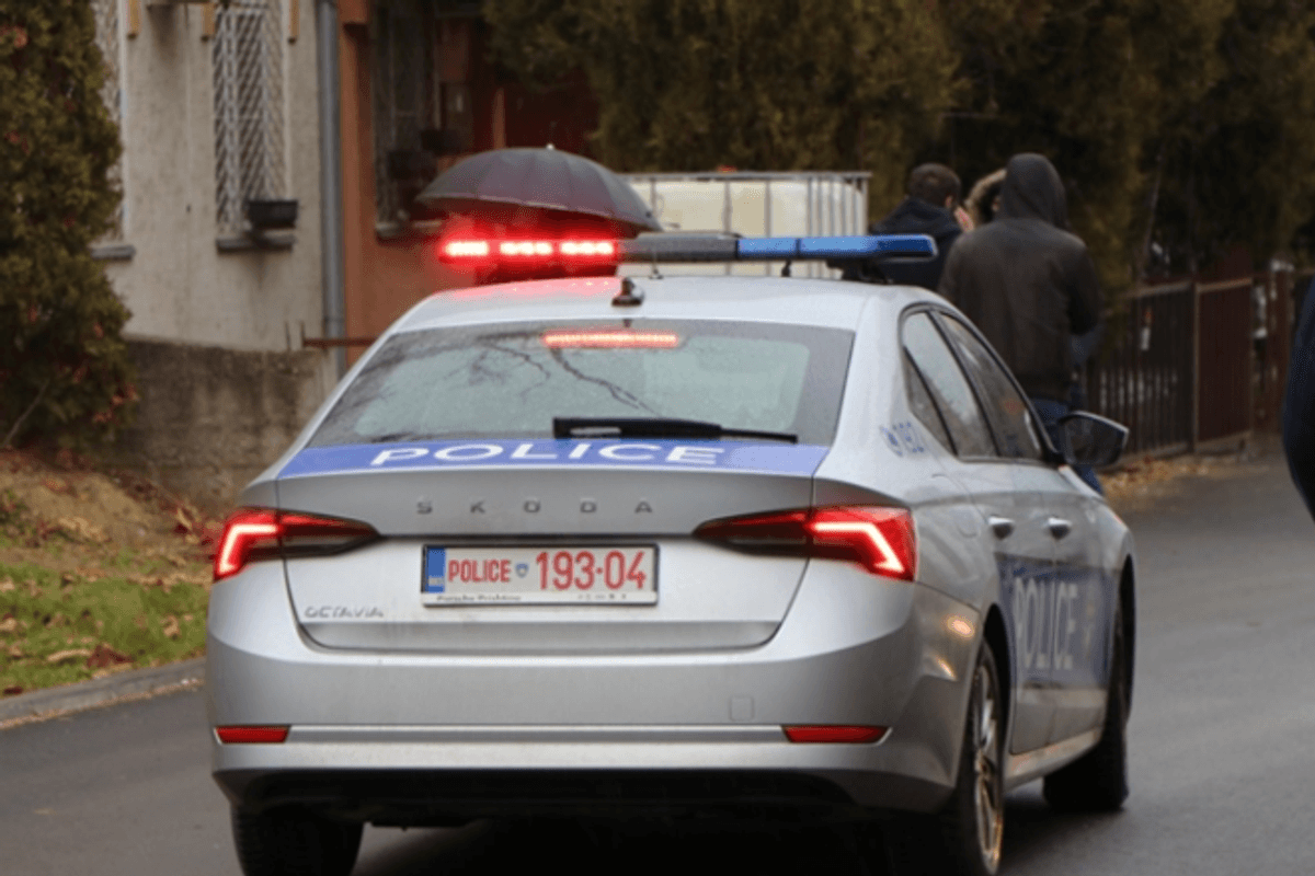 Vodhi 500 euro në një market në Graçanicë, arrestohet pas disa ditësh i dyshuari Vodhi 500 euro në një market në Graçanicë, arrestohet pas disa ditësh i dyshuari
