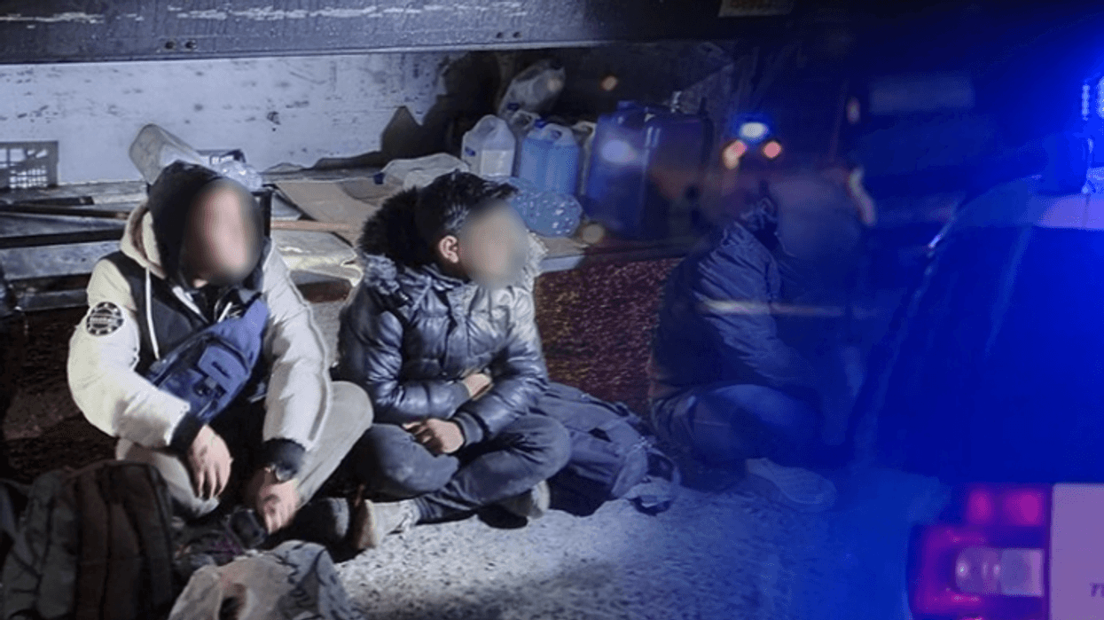 Transportonte katër emigrantë, ndalohet një person nga Kumanova