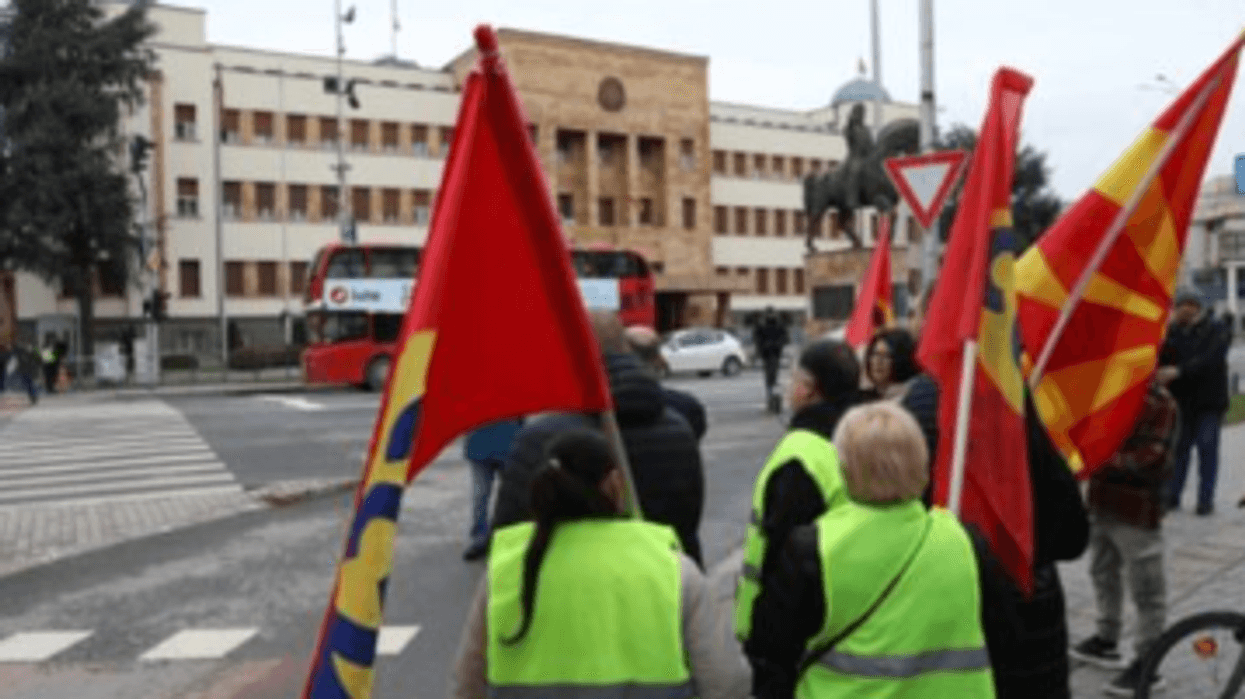 Peshevski: Shpenzimet e udhëtimit të deputetëve, të ndara në bazë mujore, janë më të larta se paga minimale e një punëtori Peshevski: Shpenzimet e udhëtimit të deputetëve, të ndara në bazë mujore, janë më të larta se paga minimale e një punëtori