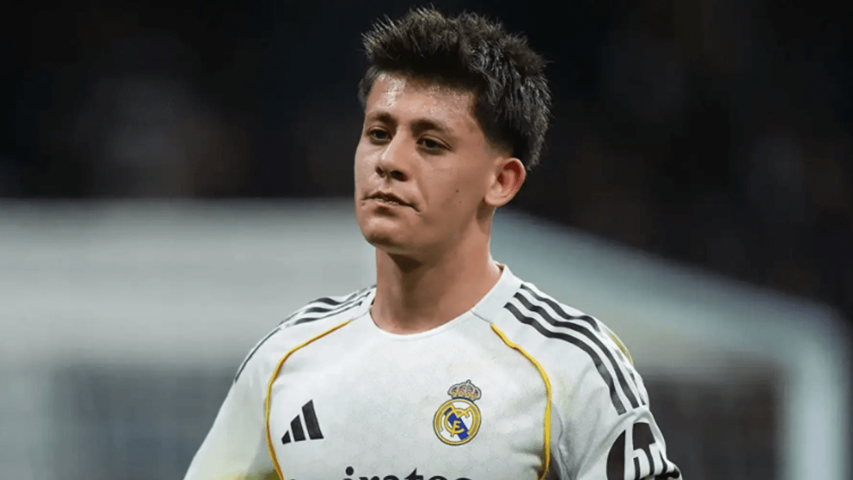 Arda Guler mohon akuzat për bullizim te Real Madridi - thotë se e kanë pritur mirë te mbretërit Arda Guler mohon akuzat për bullizim te Real Madridi - thotë se e kanë pritur mirë te mbretërit