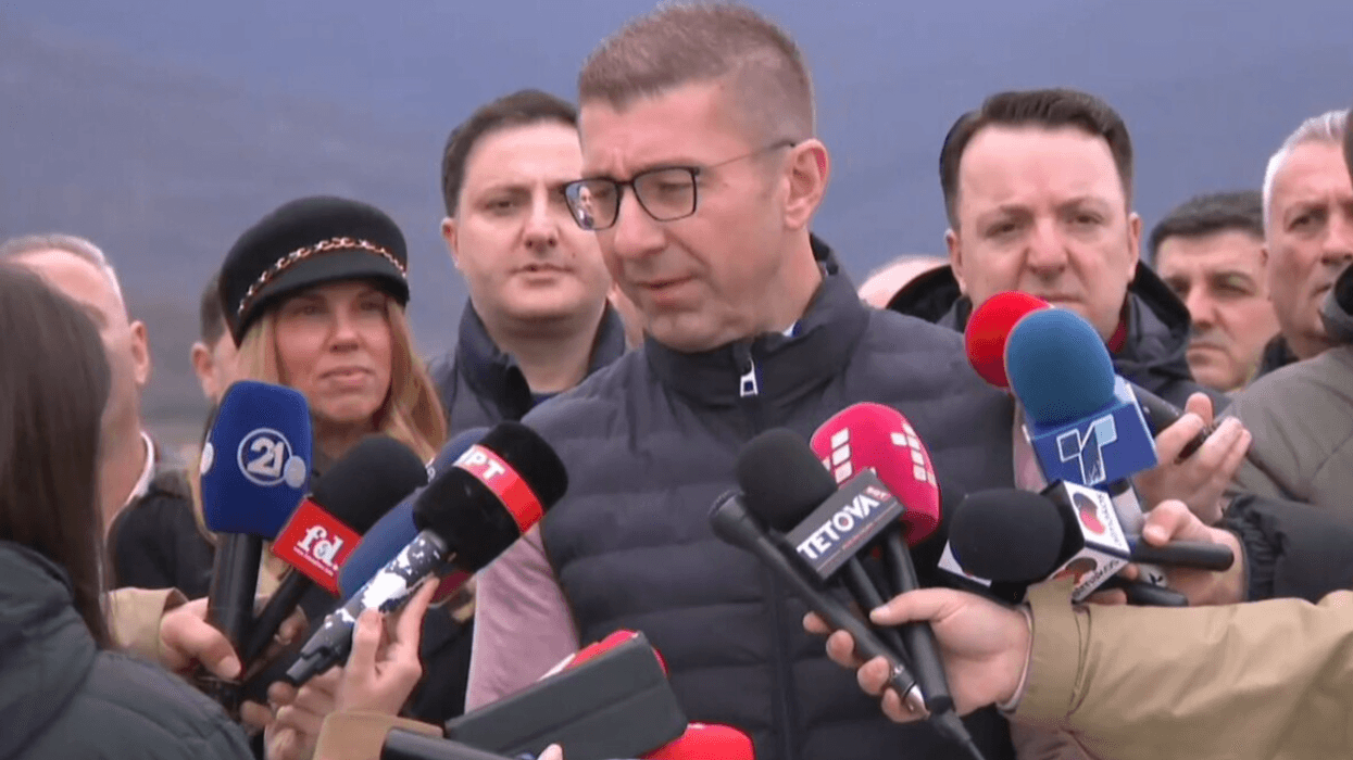 Mickoski: Nuk e shoh të nevojshme mbajtjen e zgjedhjeve të parakohshme parlamentare Mickoski: Nuk e shoh të nevojshme mbajtjen e zgjedhjeve të parakohshme parlamentare