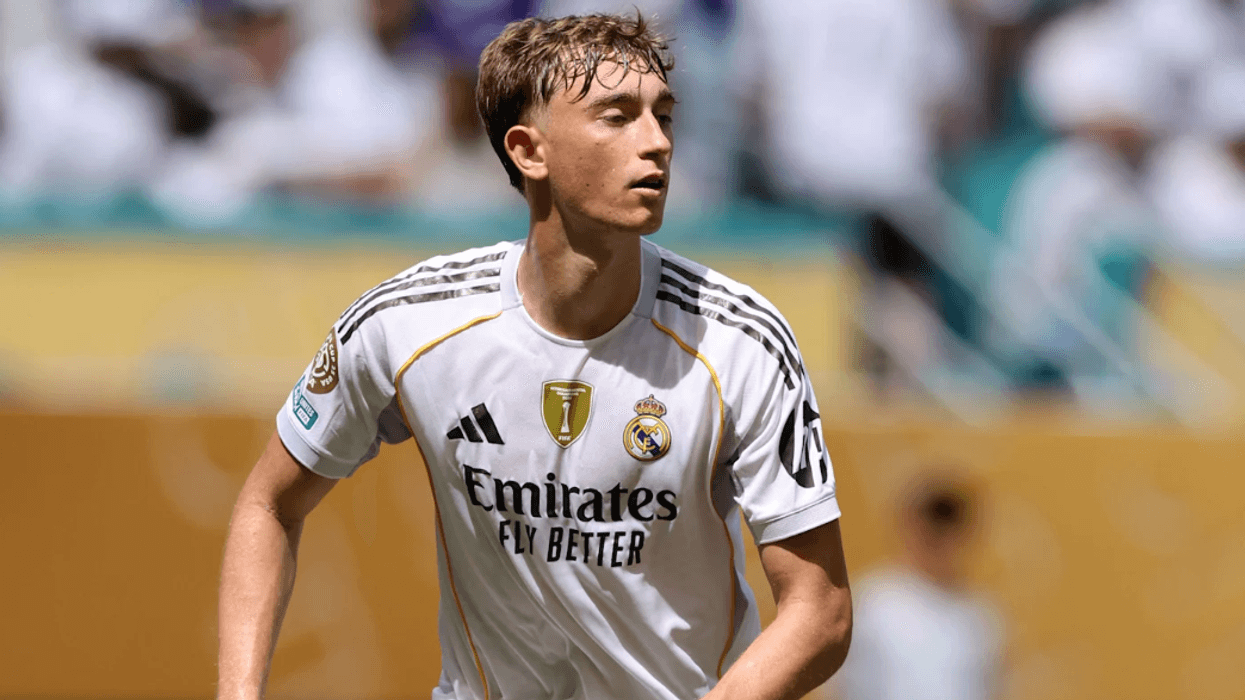 Asi i Real Madridit akuzohet për racizëm - klubi kërkon menjëherë falje në gjuhën kineze Asi i Real Madridit akuzohet për racizëm - klubi kërkon menjëherë falje në gjuhën kineze