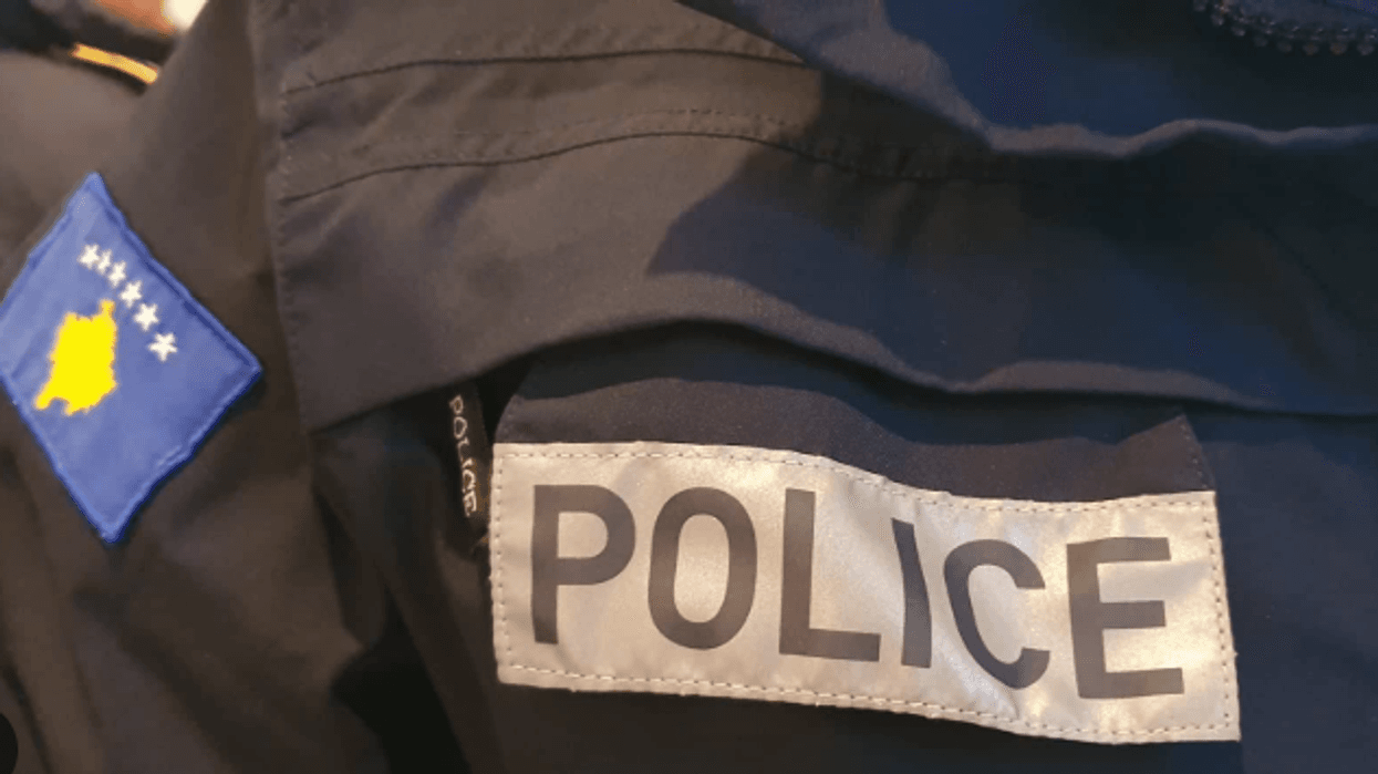 Suspendimi i policëve në Gjakovë, Sindikata e Policisë: Të ngutshme dhe pa bazë, dëmtojnë rëndë institucionin Suspendimi i policëve në Gjakovë, Sindikata e Policisë: Të ngutshme dhe pa bazë, dëmtojnë rëndë institucionin