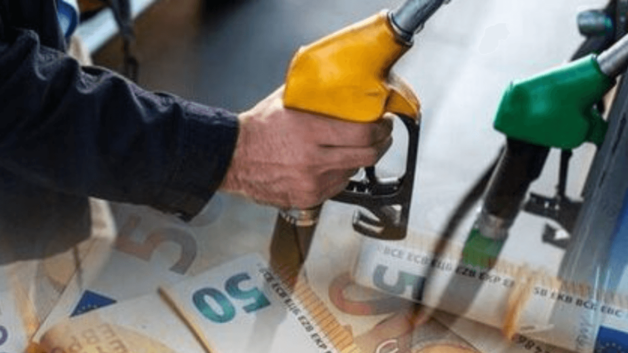 Bllokimi i ngushticës së Hormuzit nga ushtria iraniane rrezikon tregjet globale të naftës - cilat janë pasojat për Kosovën?