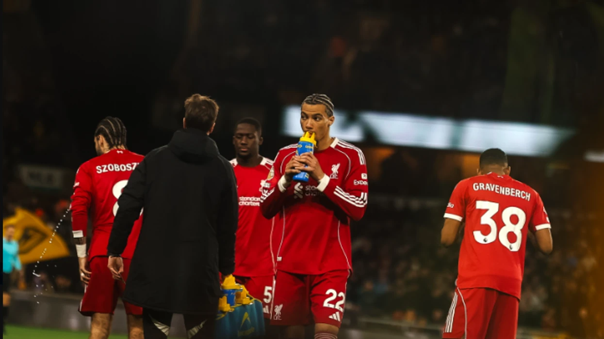 Livepooli shokohet nga Wolves - mbetet pas në luftën për top katërshe