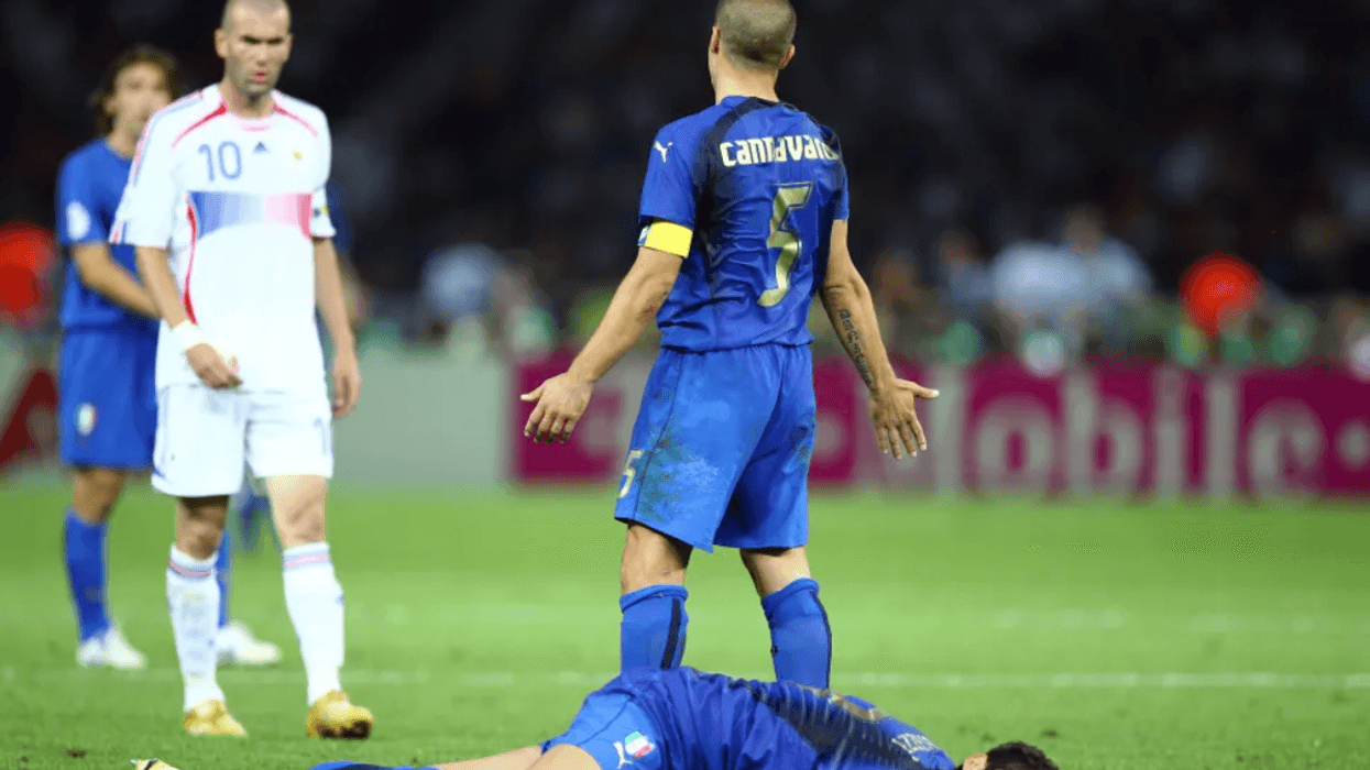 Materazzi zbulon çfarë tha Zidane para goditjes me kokë në finalen e Kupës së Botës 2006 Materazzi zbulon çfarë tha Zidane para goditjes me kokë në finalen e Kupës së Botës 2006