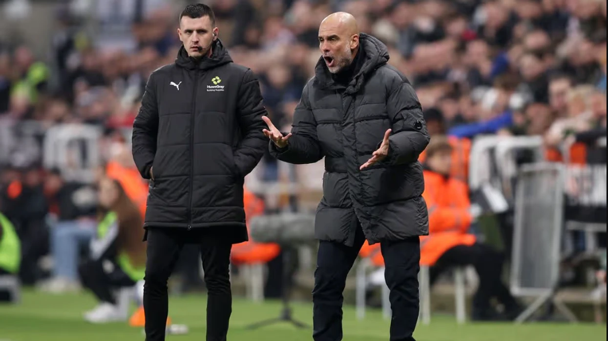 "Më nuk heshti" - Guardiola i acaruar me gjyqtarët në Angli