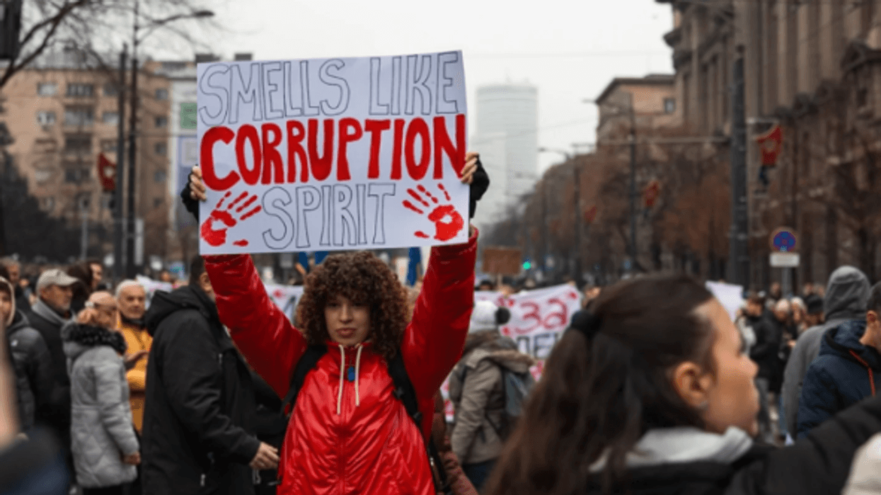 Raporti ndërkombëtar: Serbia ndër vendet me nivelin më të lartë të korrupsionit në Evropë Raporti ndërkombëtar: Serbia ndër vendet me nivelin më të lartë të korrupsionit në Evropë