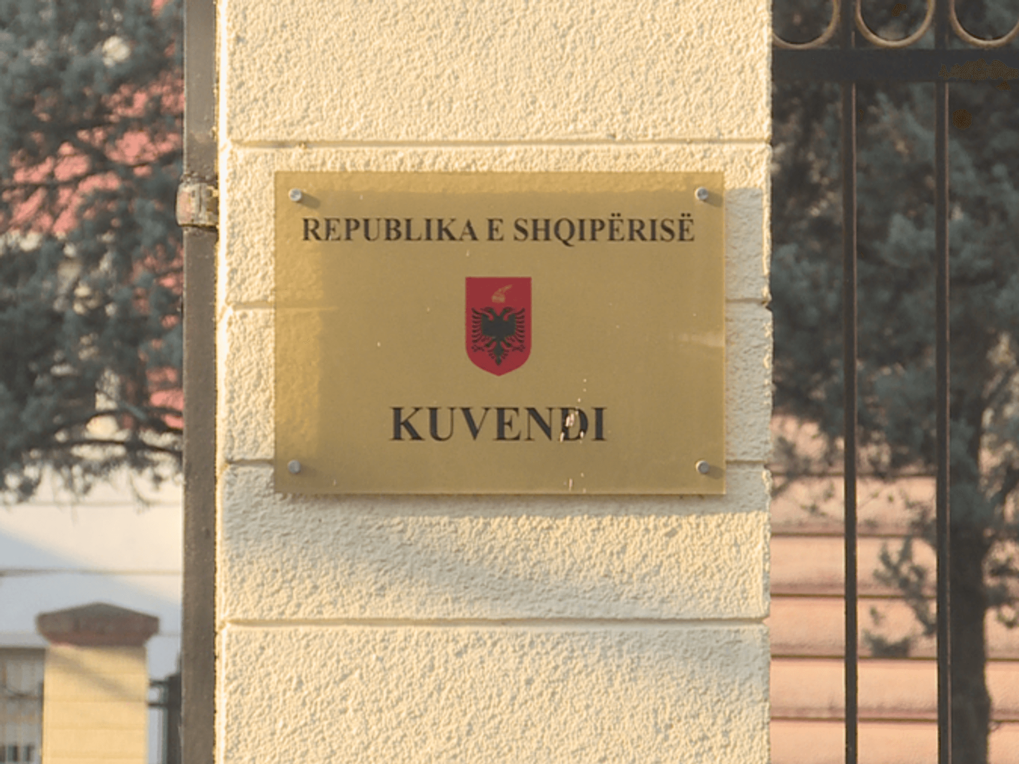 Kuvendi i Shqipërisë thotë se është goditur nga një sulm kibernetik Kuvendi i Shqipërisë thotë se është goditur nga një sulm kibernetik