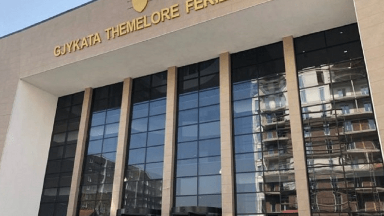 E mashtroi se do ta fitonte një traktor, Gjykata Themelore në Ferizaj shpalli fajtorët E mashtroi se do ta fitonte një traktor, Gjykata Themelore në Ferizaj shpalli fajtorët