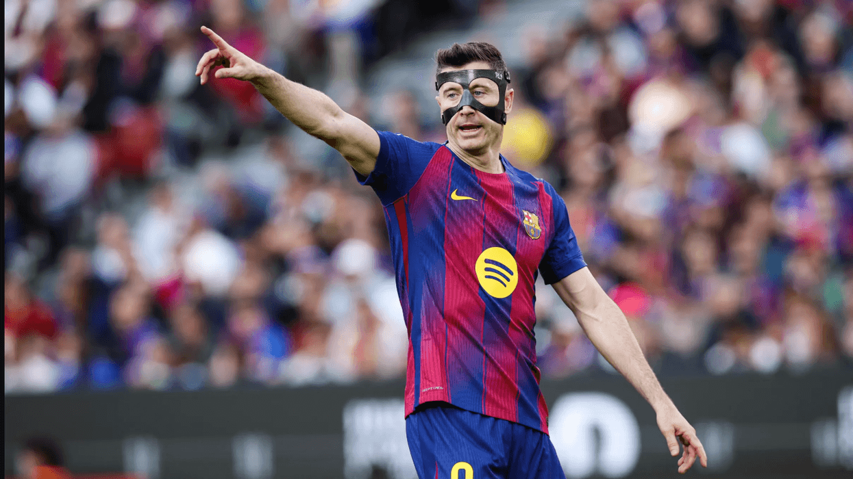 Lewandowski dëshiron qëndrimin te Barcelona, me ulje page dhe rol dytësorë Lewandowski dëshiron qëndrimin te Barcelona, me ulje page dhe rol dytësorë