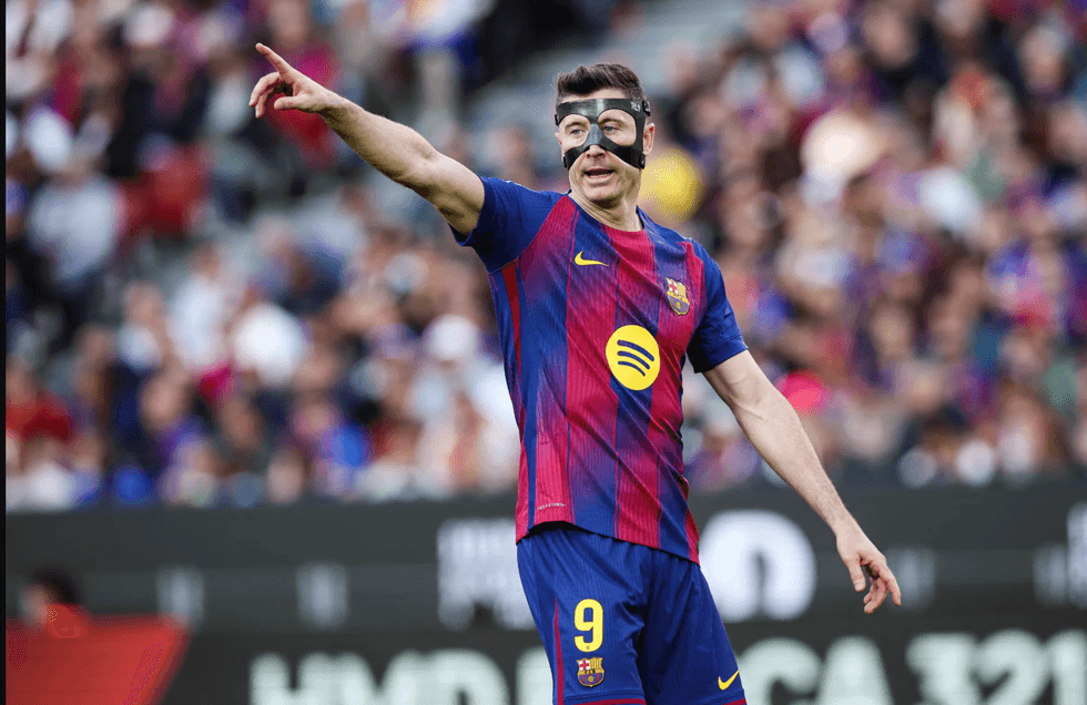 Agjenti i Lewandowskit do të udhëtojë drejt Italisë për të biseduar me dy gjigantët italianë