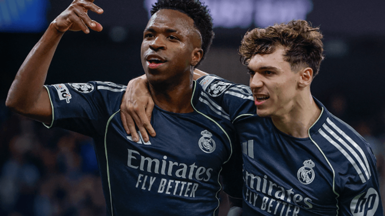 Vinicius 'show' në Etihad - Real Madridi fiton edhe si mysafir përballë dhjetë vetave të Man Cityt