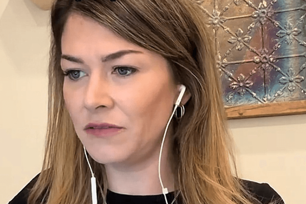 Kur prindërit shkojnë në intervistë pune me fëmijët e tyre Kur prindërit shkojnë në intervistë pune me fëmijët e tyre