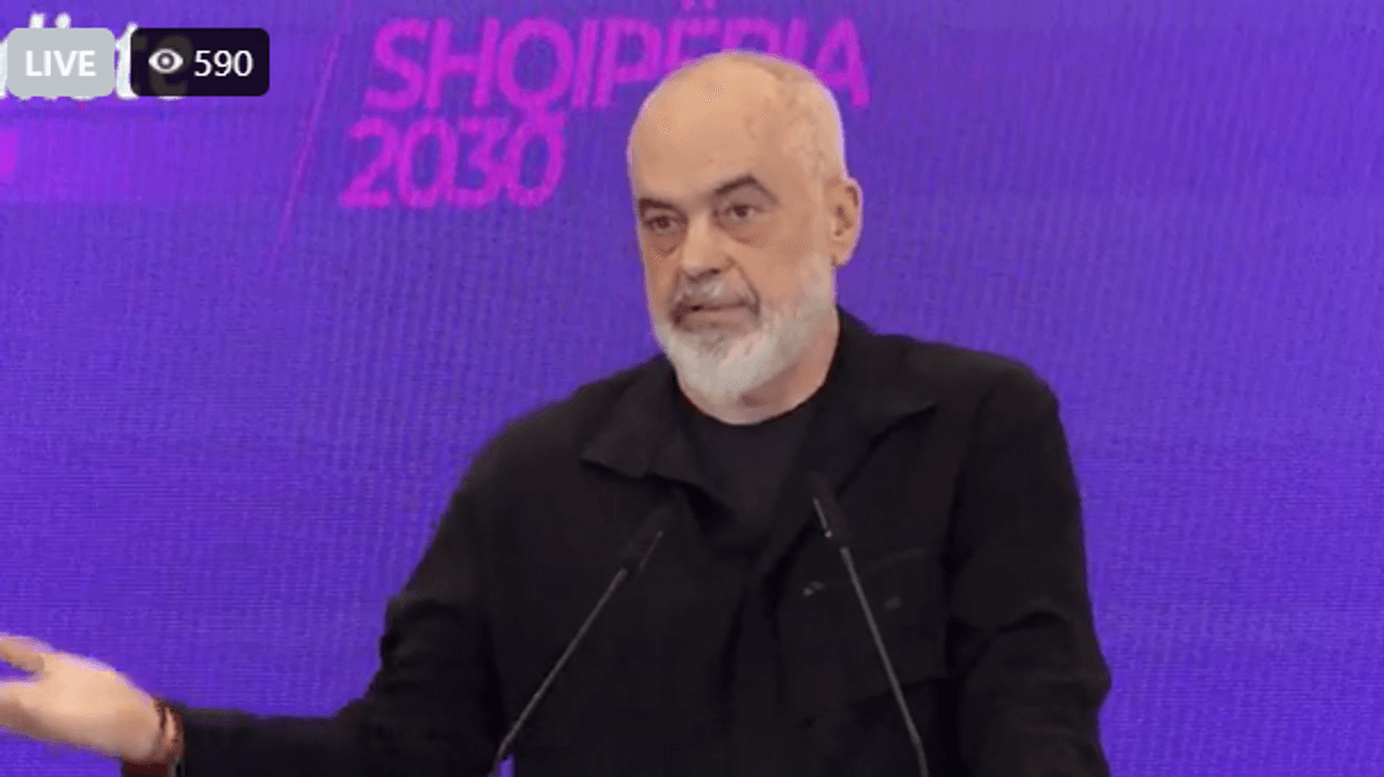 “Nafta parashikohet të rritet, rikthyem bordin”, Rama nga Asambleja e PS: Nëse çmimi kalon vlerën 220 lekë, do ulet me 20% akciza e karburantit