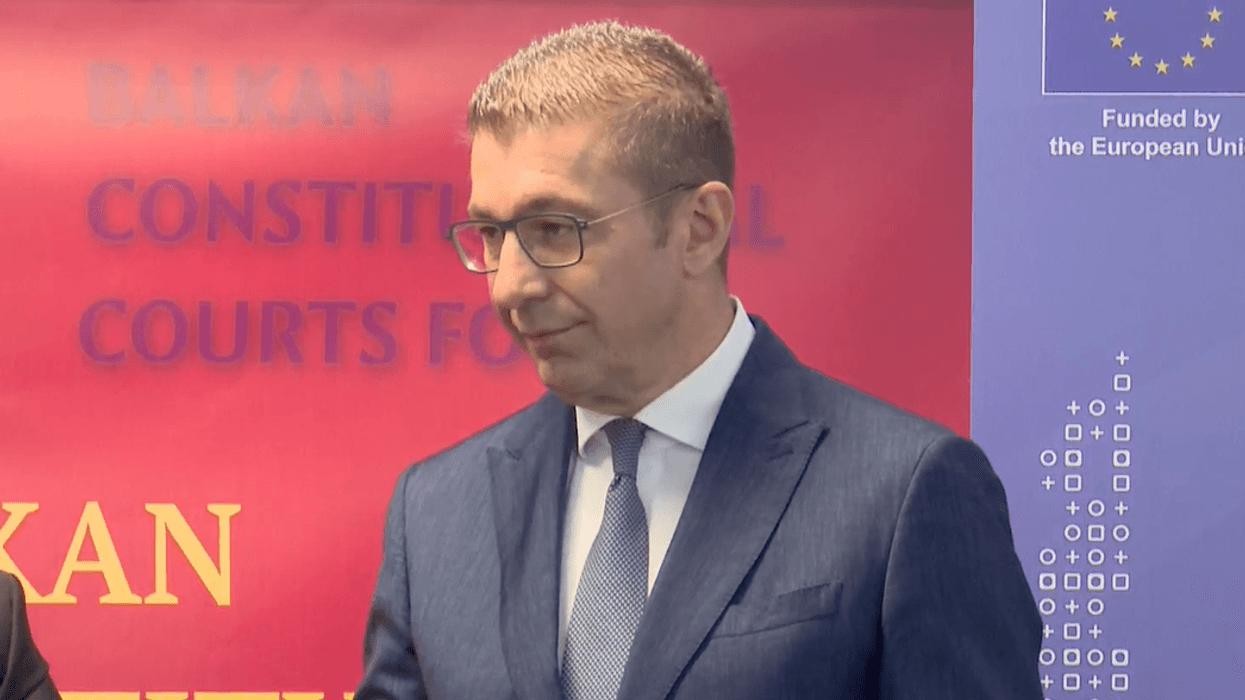 Mickoski: Qeveria nuk po e shqyrton hapjen e Kushtetutës, nuk janë përmbushur kushtet politike Mickoski: Qeveria nuk po e shqyrton hapjen e Kushtetutës, nuk janë përmbushur kushtet politike