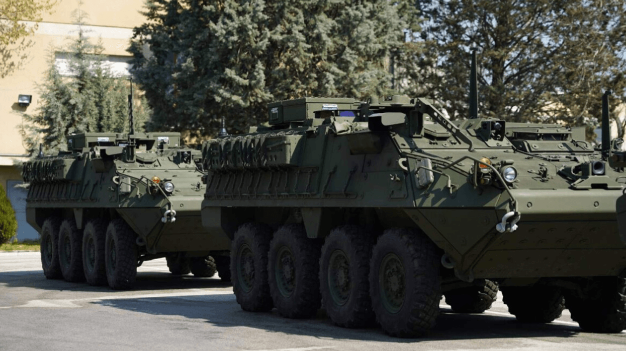Maqedonia mori 17 “Stryker” nga SHBA, deri në fund të verës do të arrijnë gjithsej 42 automjete lehtë të blinduara Maqedonia mori 17 “Stryker” nga SHBA, deri në fund të verës do të arrijnë gjithsej 42 automjete lehtë të blinduara