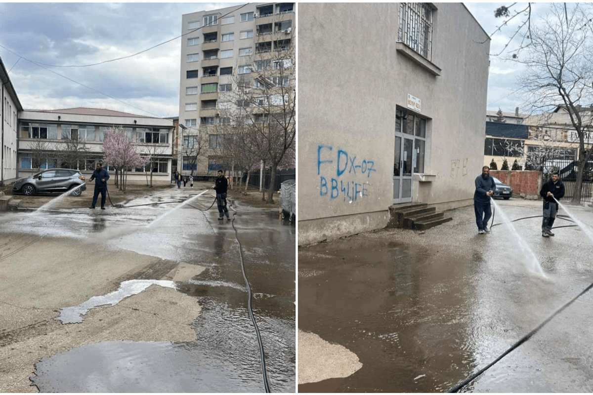 Pastrohet oborri i shkollës “Selman Riza” në Fushë Kosovë Pastrohet oborri i shkollës “Selman Riza” në Fushë Kosovë