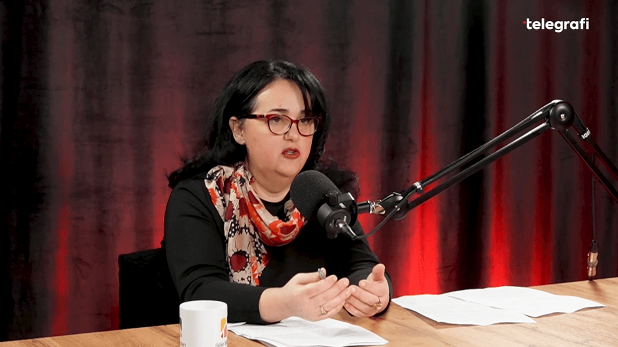 Mijëra prona të regjistruara në emër të bashkëshortëve - Leonora Selmani tregon si ndryshoi regjistrimi i pronës së përbashkët në Kosovë Mijëra prona të regjistruara në emër të bashkëshortëve - Leonora Selmani tregon si ndryshoi regjistrimi i pronës së përbashkët në Kosovë