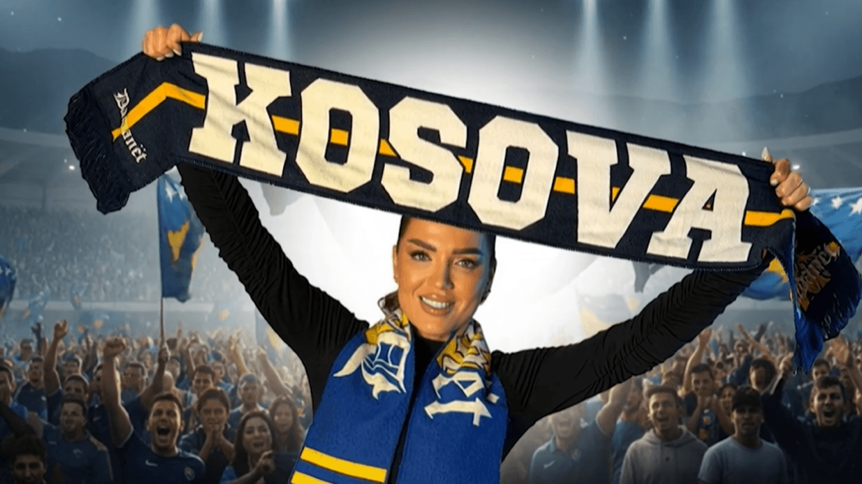 “Zemra e Dardanisë” - Edona Llalloshi me këngë për Kosovën në ditën e finales historike