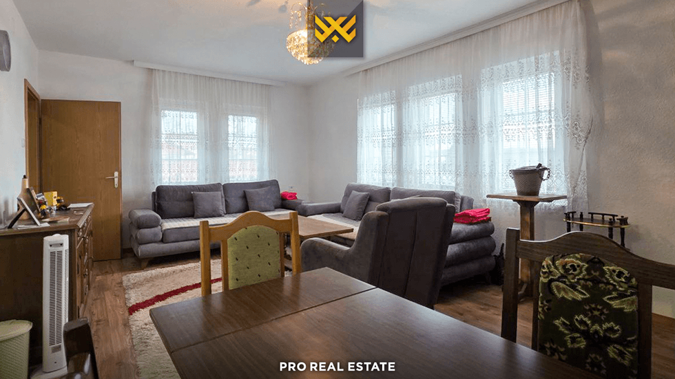 Po kërkon shtëpi me oborr? Kjo pronë në Hajvali tani në shitje #14946