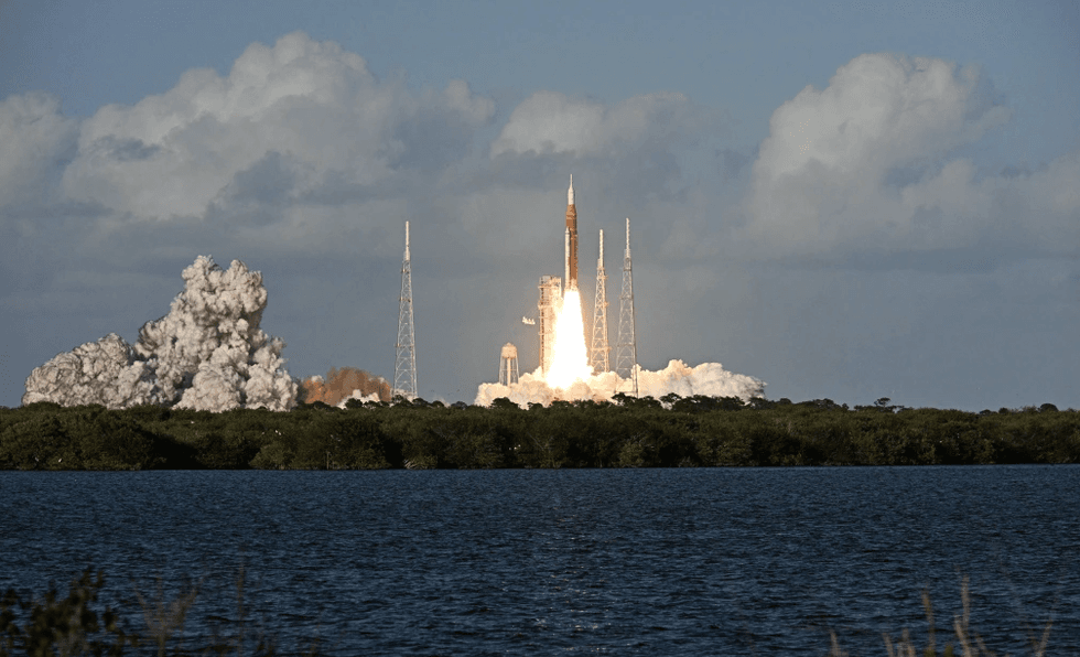 Artemis II është në orbitë – detaje rreth gjërave që pritet të ndodhin më pas