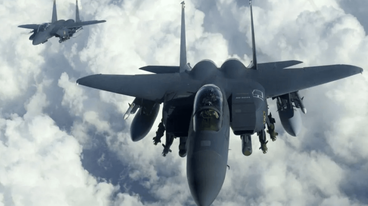 Si u shpëtua piloti amerikan, pas rrëzimit të aeroplanit luftarak F-15 brenda Iranit