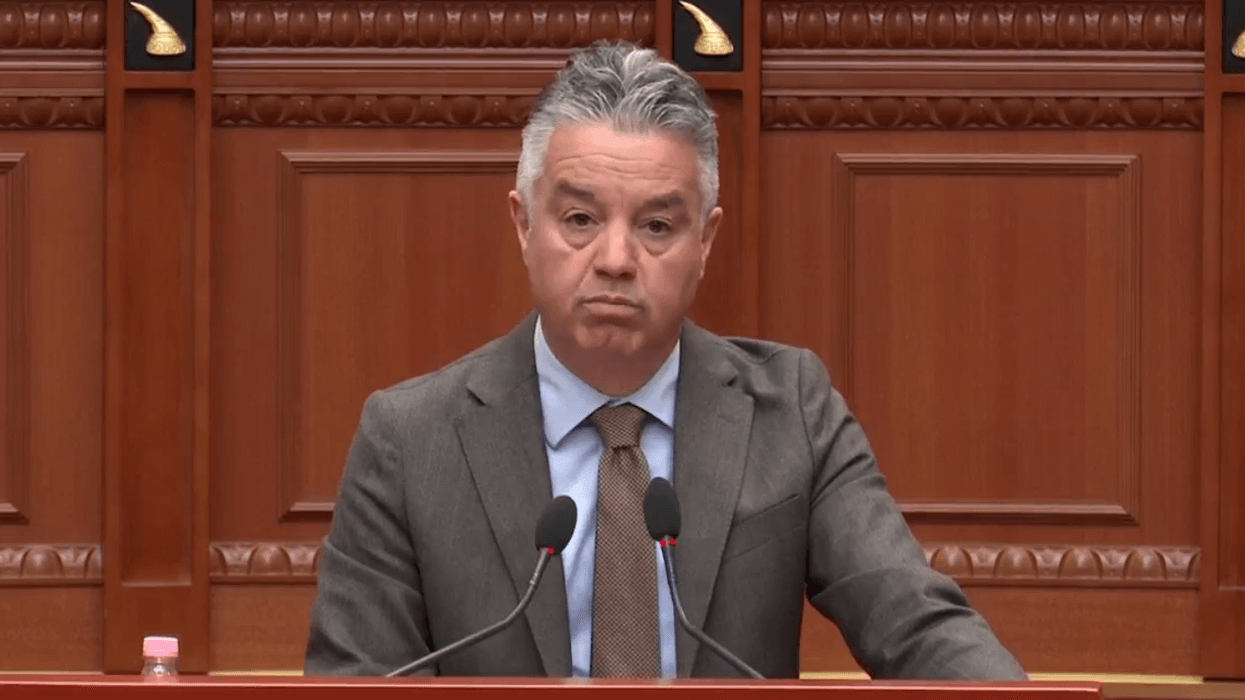 PD prezanton pr.ligjin për uljen e çmimit të naftës, Kuvendi rrëzon shqyrtimin me procedurë të përshpejtuar PD prezanton pr.ligjin për uljen e çmimit të naftës, Kuvendi rrëzon shqyrtimin me procedurë të përshpejtuar