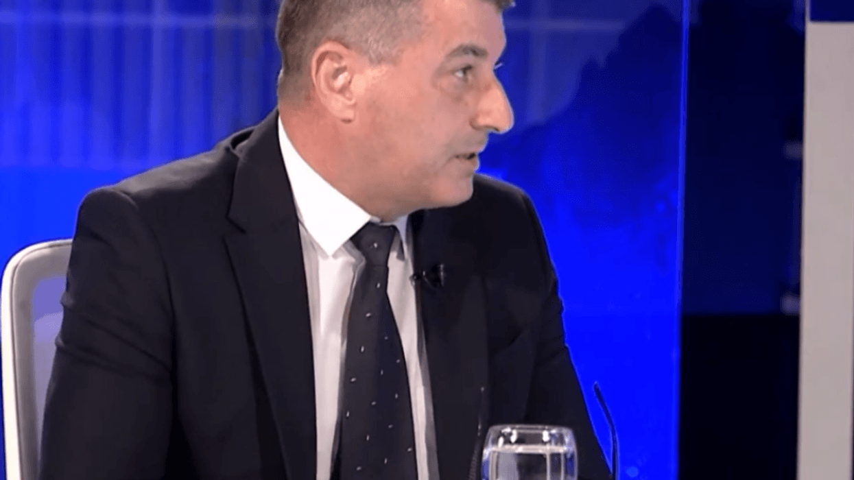 Ugrinov: Vetëm 2-3 posta private i plotësojnë kushtet në Maqedoni, të tjerat duhet të mbyllen